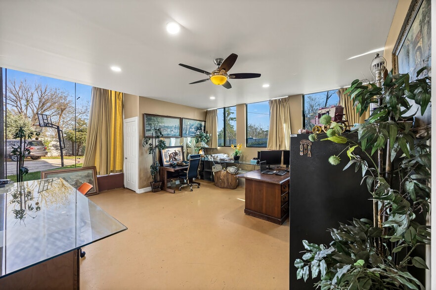 More Photos Of 4015 Luell St, Houston Specialty For Sale