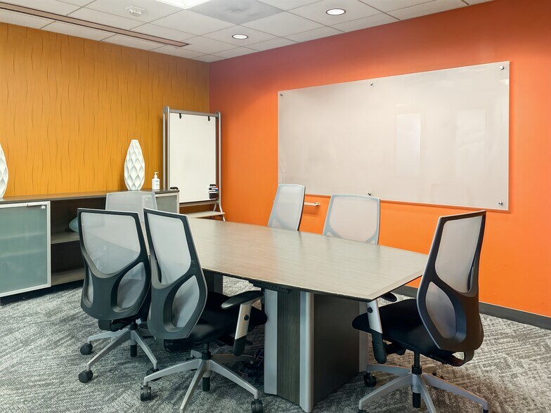 More Photos Of 111 W Ocean Blvd, Long Beach Coworking Space
