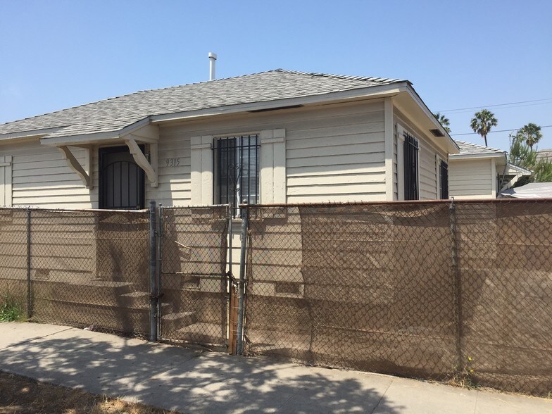 More Photos Of 9309 S Western Ave, Los Angeles Apartments For Sale