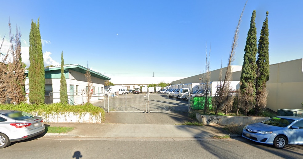 More Photos Of 4321 Lawehana St, Honolulu Land For Lease