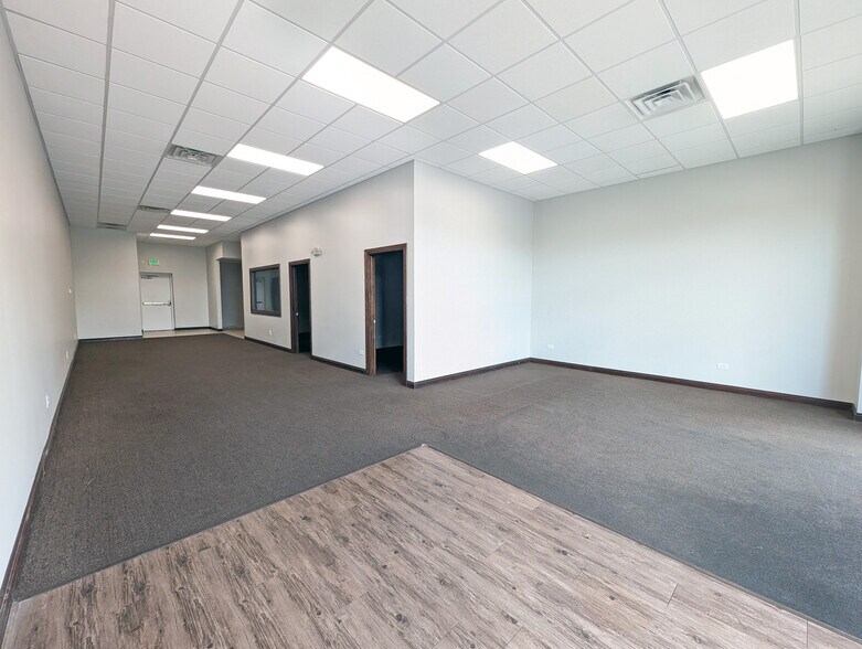 More Photos Of 1015-1023 Brook Forest Ave, Joliet Storefront For Lease