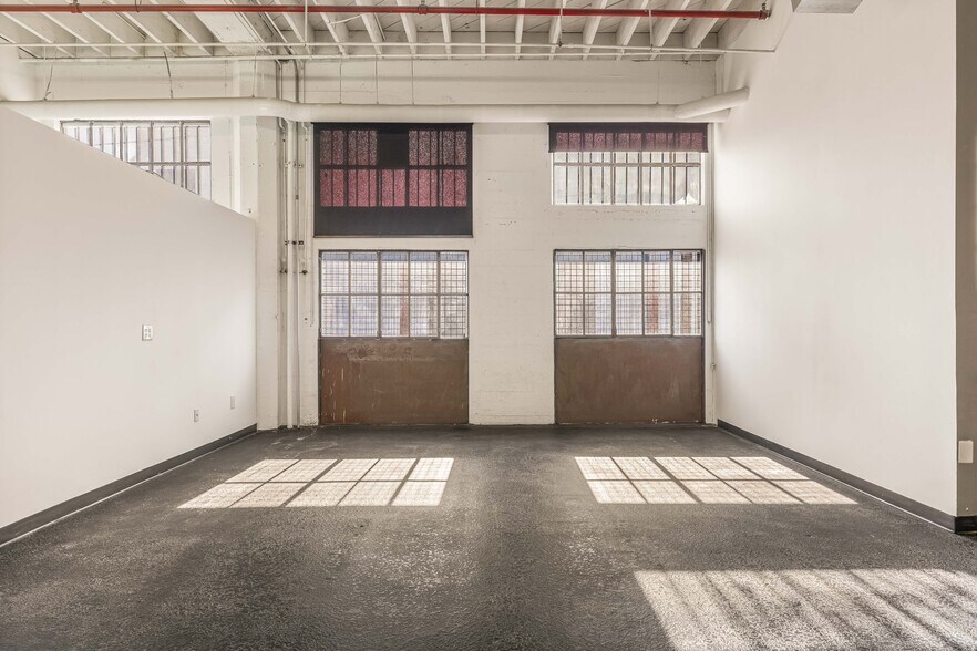 More Photos Of 932 Wilson St, Los Angeles Loft Creative Space For Lease