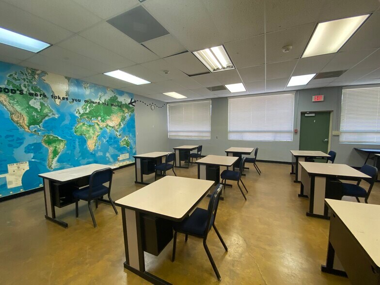 More Photos Of 630 W 17th Pl, Tempe Schools For Lease