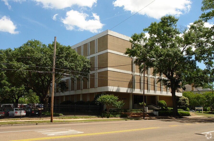 Primary Photo Of 1600 N State St, Jackson Medical For Sale