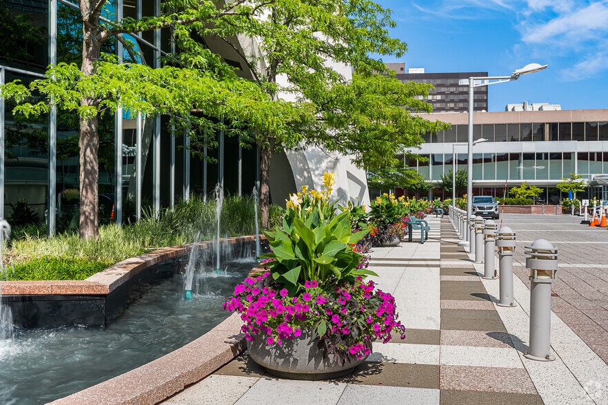 More Photos Of 1 Landmark Sq, Stamford Unknown For Lease