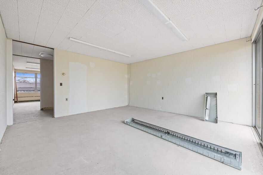 More Photos Of 7000 Ridge Rd, Parma Religious Facility For Sale