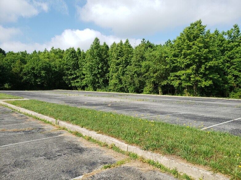 More Photos Of 896-900 Courses Landing Rd, Penns Grove, Carneys Point Industrial For Sale