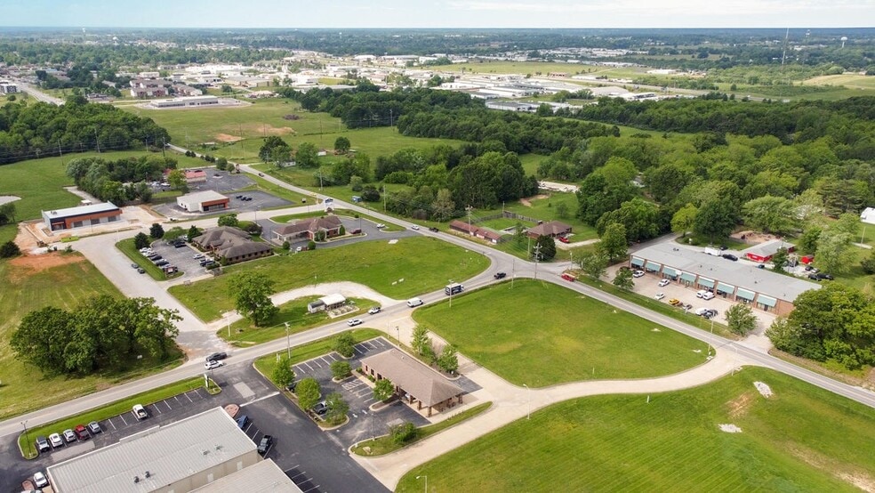 More Photos Of 291 E Hwy CC, Nixa Bank For Lease