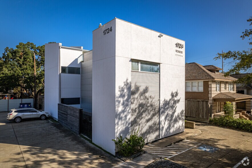 More Photos Of 1724 Richmond Ave, Houston Medical For Sale
