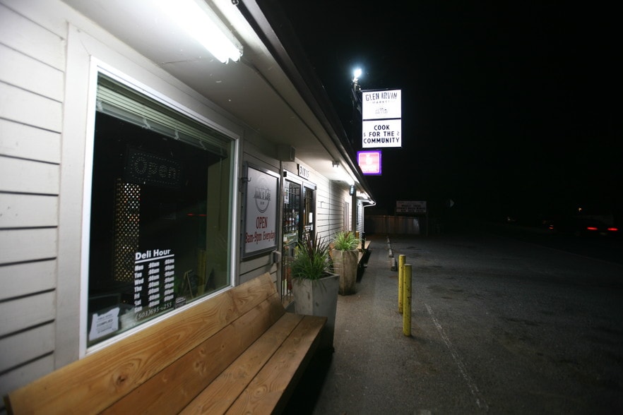 More Photos Of 31815 E Historic Columbia RI Hwy, Troutdale Convenience Store For Sale