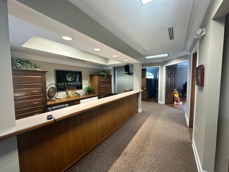 More Photos Of 4624 Chambliss Ave, Knoxville Office Residential For Sale