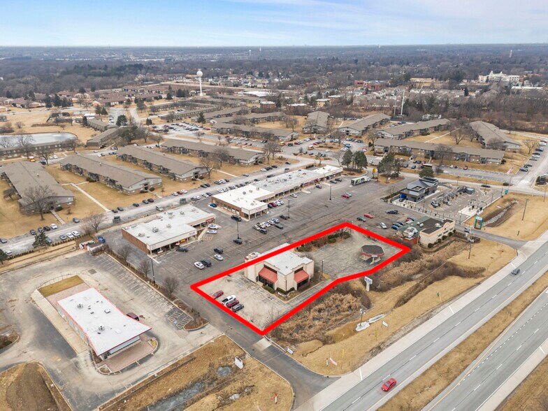 More Photos Of 10S660 Kingery Hwy, Willowbrook Office For Sale