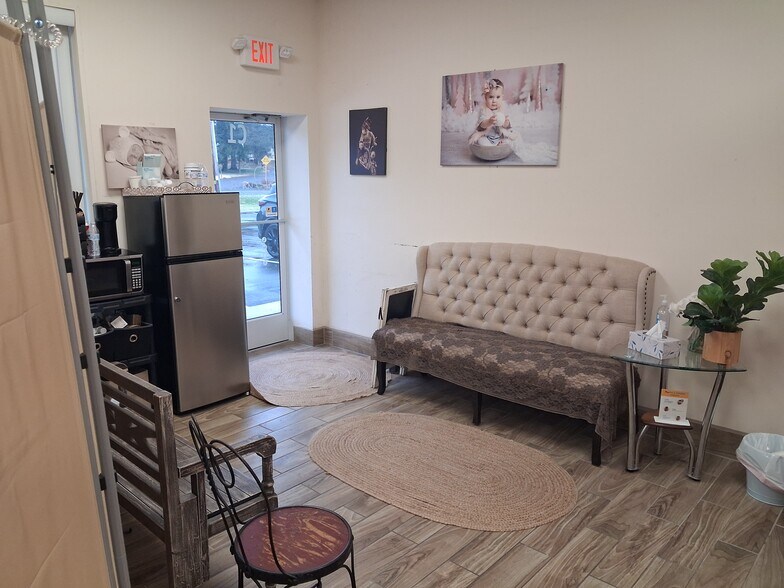 More Photos Of 4570 E Bristol Rd, Feasterville Trevose Light Manufacturing For Sale