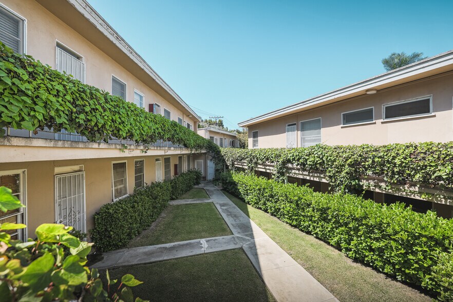 More Photos Of 10340-10360 Bellwood Ave, Los Angeles Apartments For Sale