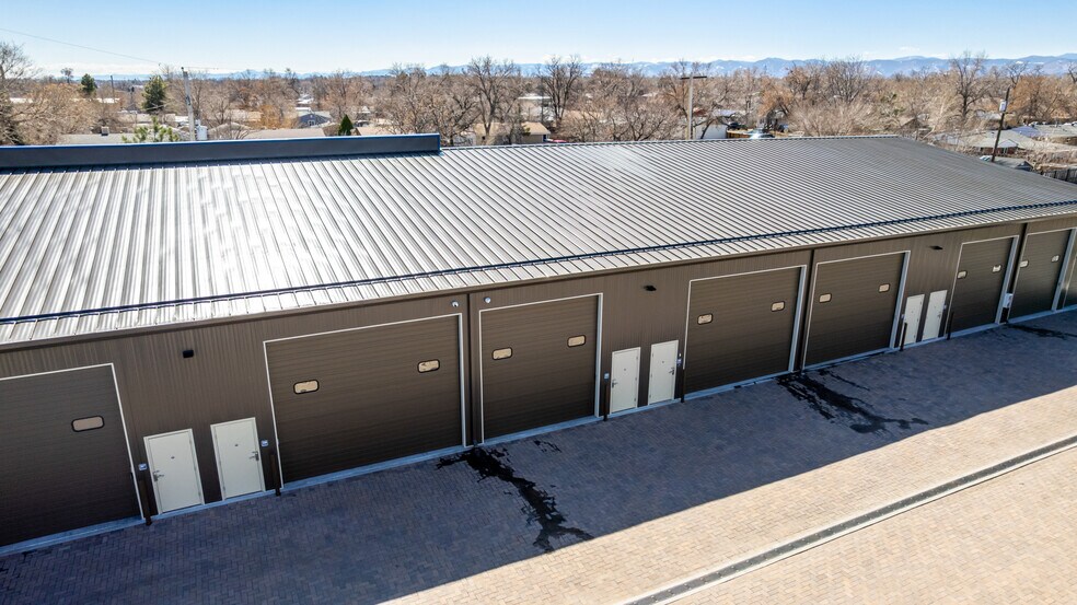 More Photos Of 560-580 Ames St, Lakewood Self Storage For Sale