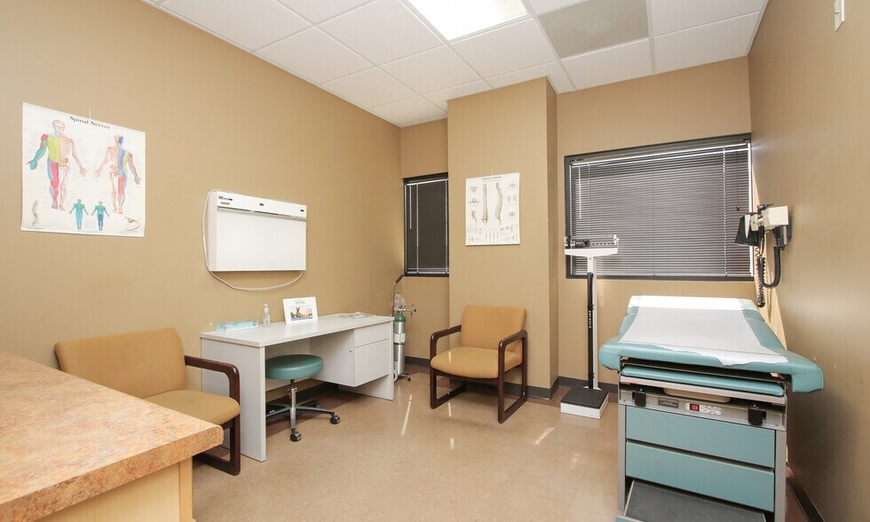 More Photos Of 13323 Dotson Rd, Houston Medical For Sale