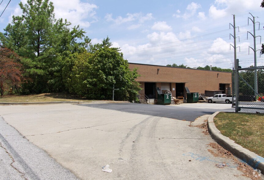 More Photos Of 1717 Koppers Rd, Conley Warehouse For Lease