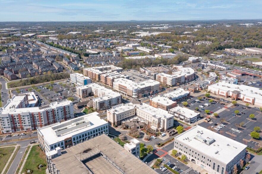 More Photos Of 2015 Ayrsley Town Blvd, Charlotte Office For Lease