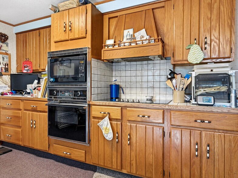 More Photos Of 1024 S I 75 Business Loop, Grayling Hotel For Sale