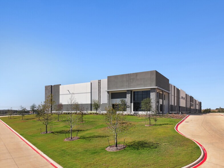 More Photos Of Sweetwater Village Dr, Austin Unknown For Lease