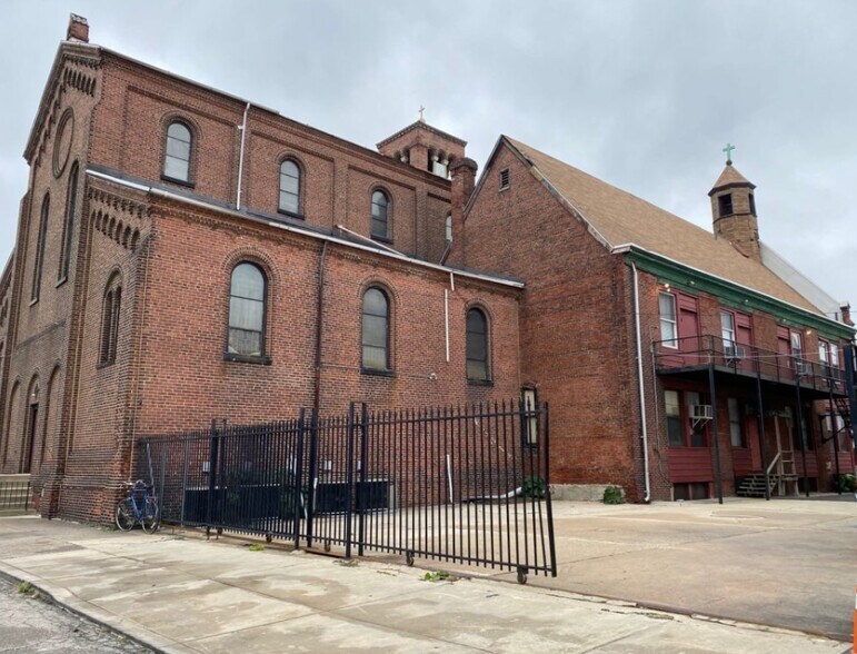 Primary Photo Of 1900 S 16th St, Philadelphia Apartments For Sale