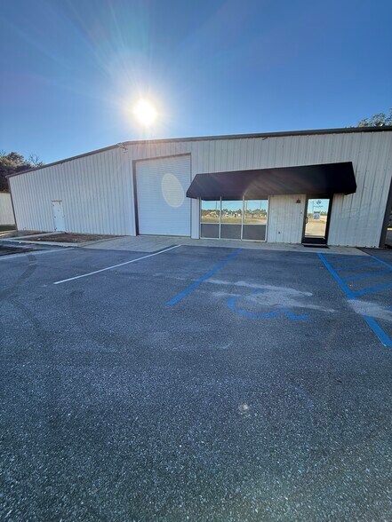 More Photos Of 2540 Leroy Stevens Rd, Mobile Light Manufacturing For Lease