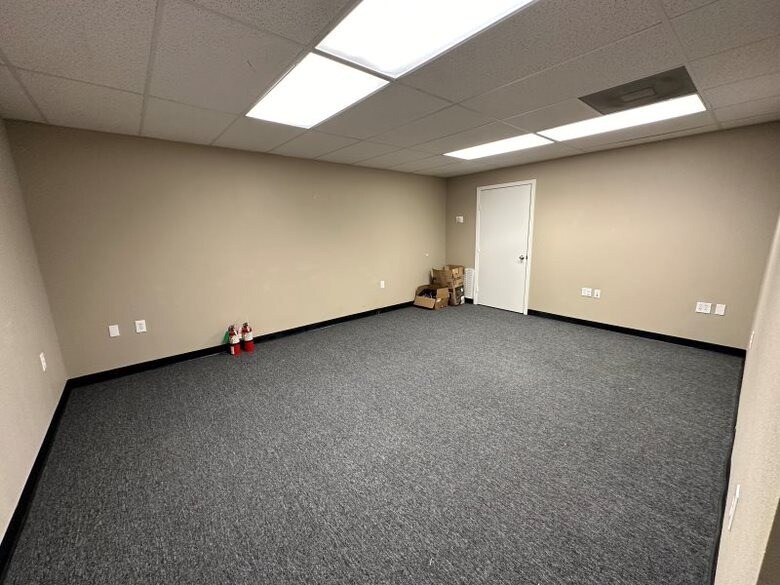 More Photos Of 19609 Wied Rd, Spring Office For Sale