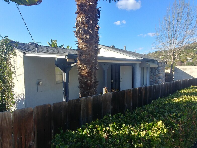 More Photos Of 4032-4034 N Bonita St, Spring Valley Apartments For Sale