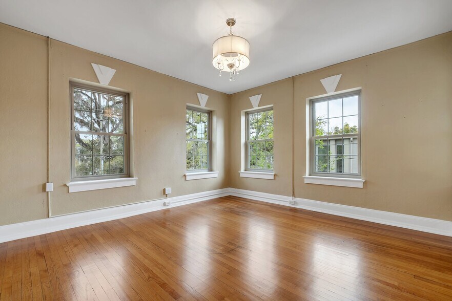 More Photos Of 259 E 7th Ave, Tallahassee Office For Sale