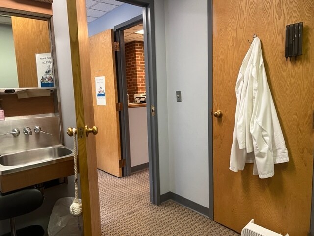 More Photos Of 20 Hope Ave, Waltham Medical For Lease