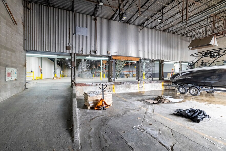More Photos Of 3801 W 65th St, Little Rock Refrigeration Cold Storage For Sale