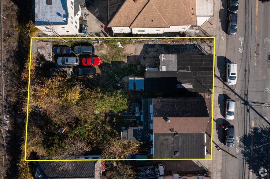 More Photos Of 11124 Rockaway Beach Blvd, Rockaway Park Apartments For Sale