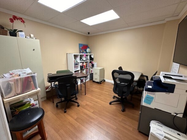 More Photos Of 2200 E Michigan Ave, Lansing Coworking Space