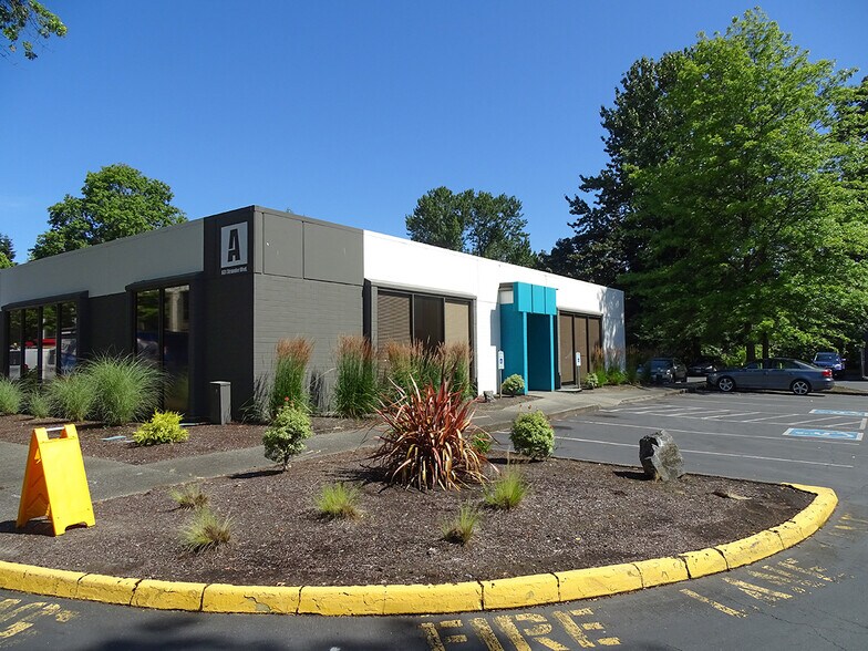 Primary Photo Of 631 Strander Blvd, Tukwila Office For Lease