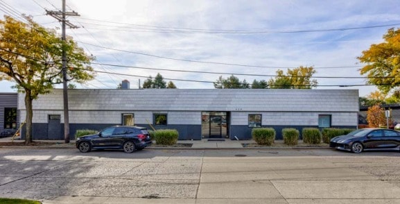 More Photos Of 628 E Parent Ave, Royal Oak Office For Sale