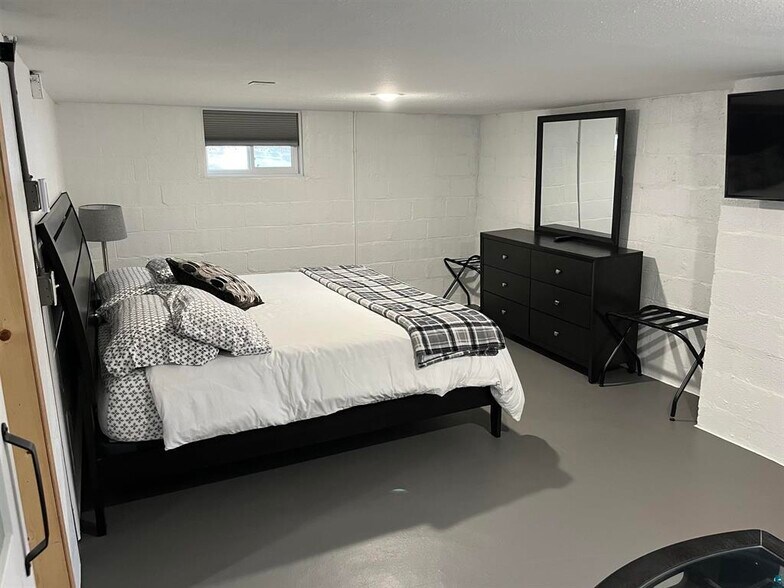 More Photos Of 4776 Hermantown Rd, Hermantown Freestanding For Sale