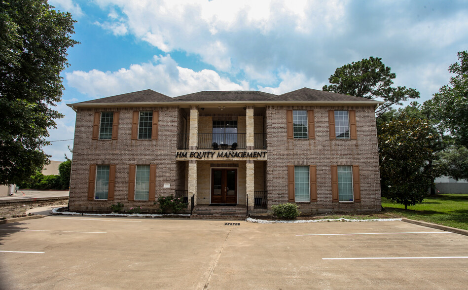 Primary Photo Of 8125 N Sam Houston Pky W, Houston Office For Sale