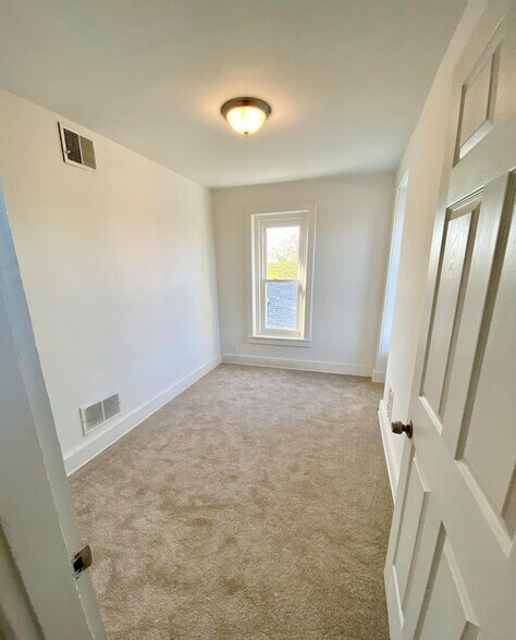 More Photos Of 303 Main St, Phoenixville Apartments For Sale