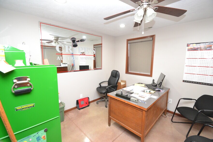 More Photos Of 3247 E State Road 28, Tipton Warehouse For Sale