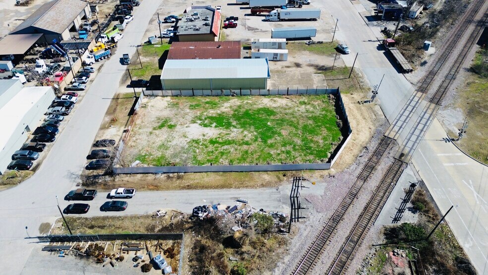 More Photos Of 2323 Daugherty St, Houston Land For Lease