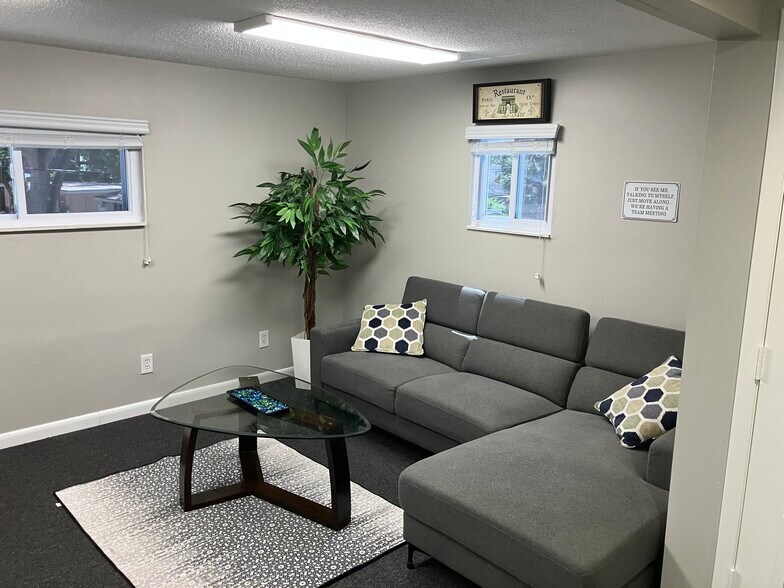 More Photos Of 400 9th Ave S, Safety Harbor Unknown For Lease