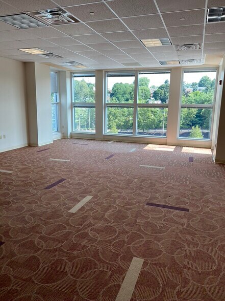 More Photos Of 969 Greentree Rd, Pittsburgh Medical For Lease