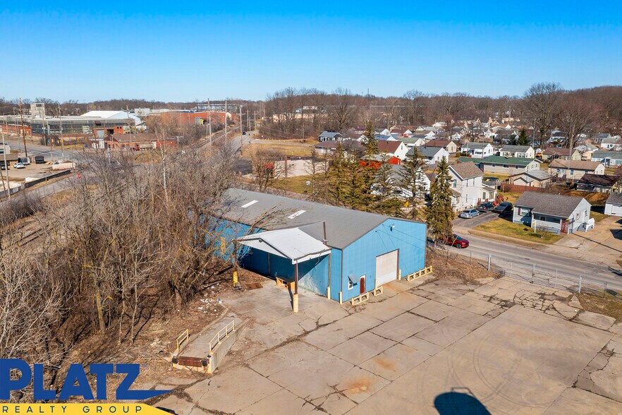 More Photos Of 1929 Larchmont Ave NE, Warren Warehouse For Sale