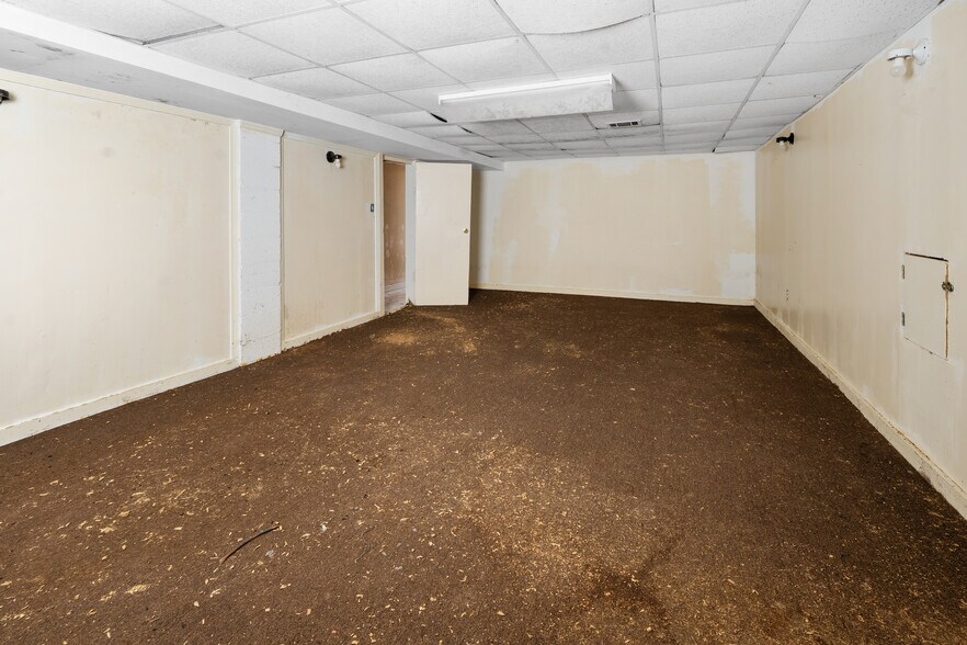 More Photos Of 1105 Brewers Bridge Rd, Elberton Specialty For Sale