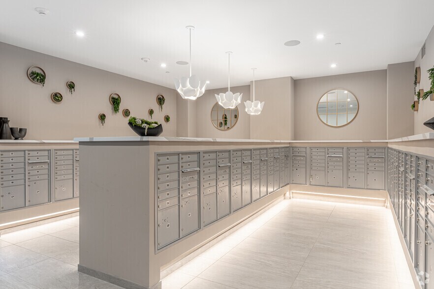 More Photos Of 375 Camino De La Reina, San Diego Multifamily For Sale