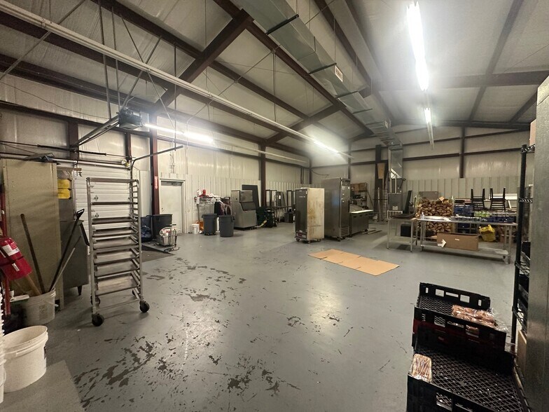 More Photos Of 316 W 6th St, Junction City Restaurant For Sale