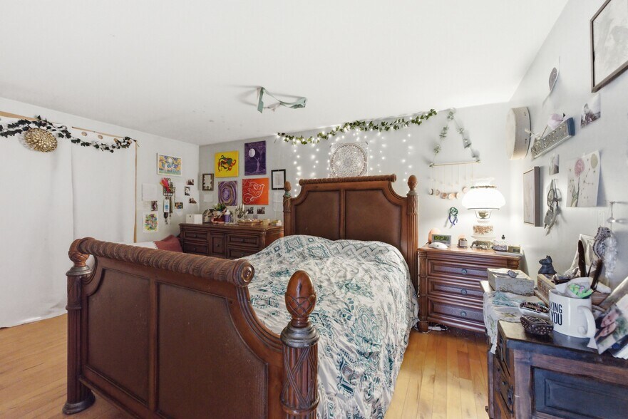 More Photos Of 518 Province Rd, Gilmanton General Retail For Sale