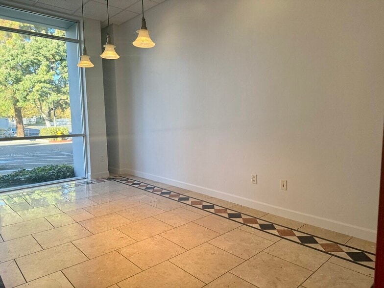 More Photos Of 2168-2196 Ringwood Ave, San Jose Light Distribution For Lease