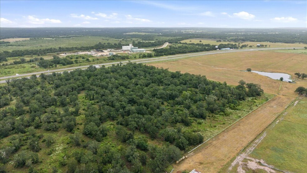 More Photos Of TBD US Highway 290, Paige Land For Lease