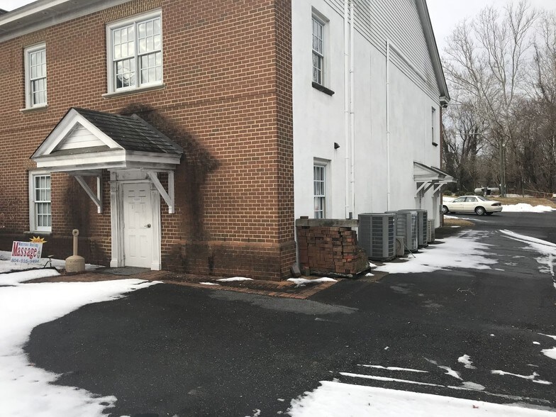 More Photos Of 15885 Kings Hwy, Montross Office For Sale